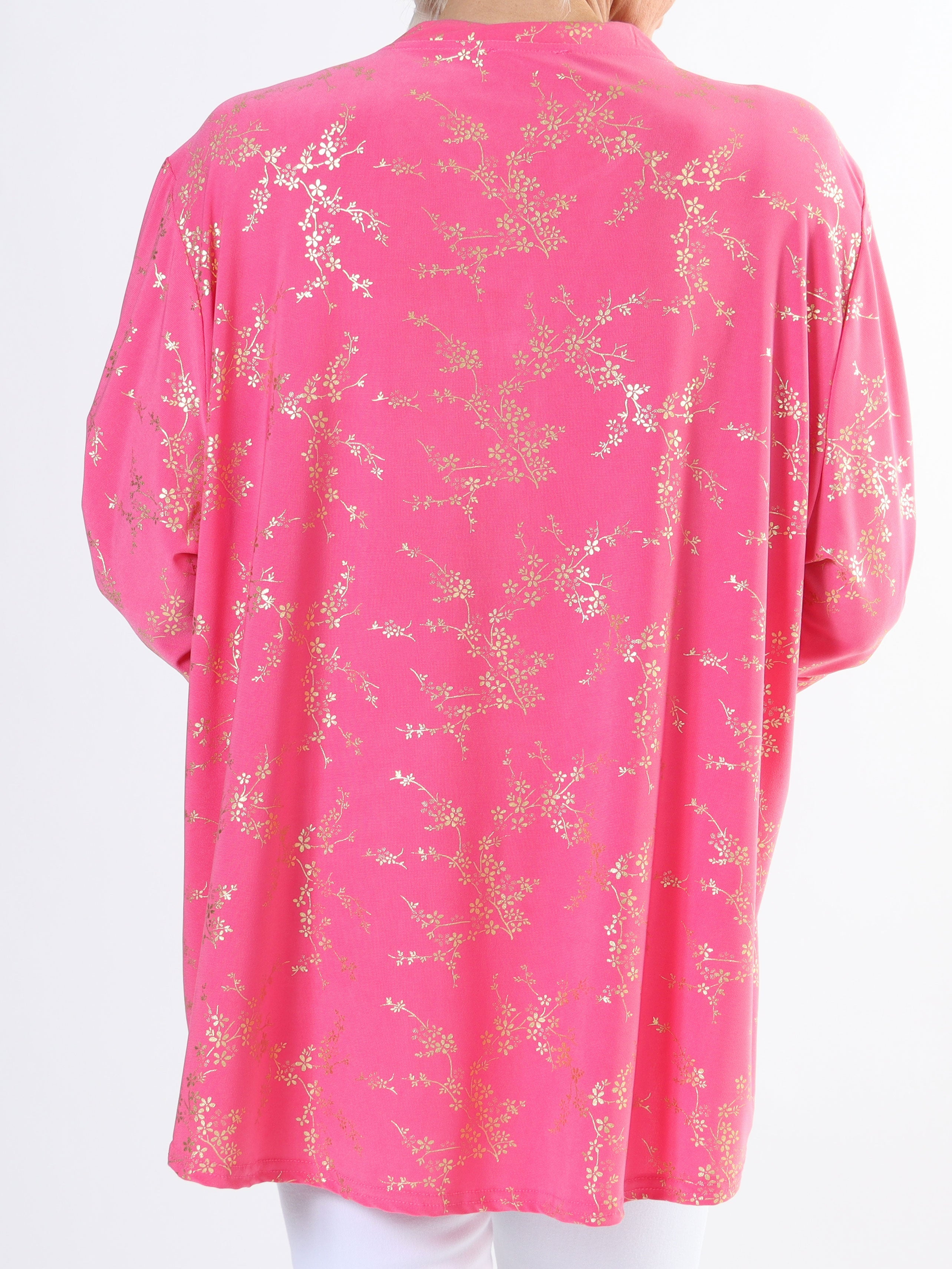 Ebba Gold - Söt plus size-blus i stretchigt tyg med gulddetaljer